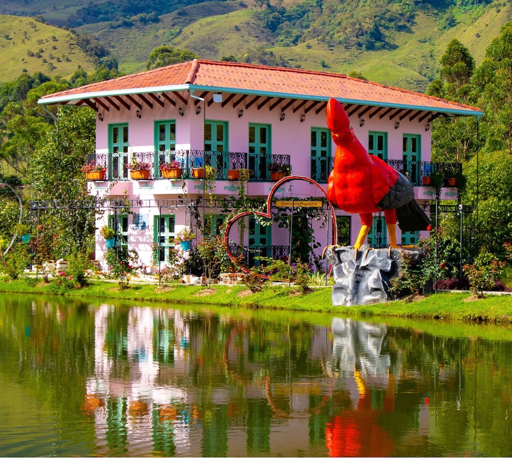 Hotel Lago Valdivia in Jardin, Colombia