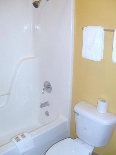 Sheridan Inn - photo 16