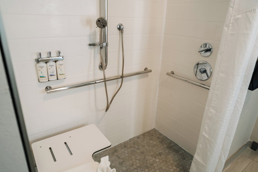 Holiday Inn Express & Suites McCalla Birmingham West by IHG - photo 39