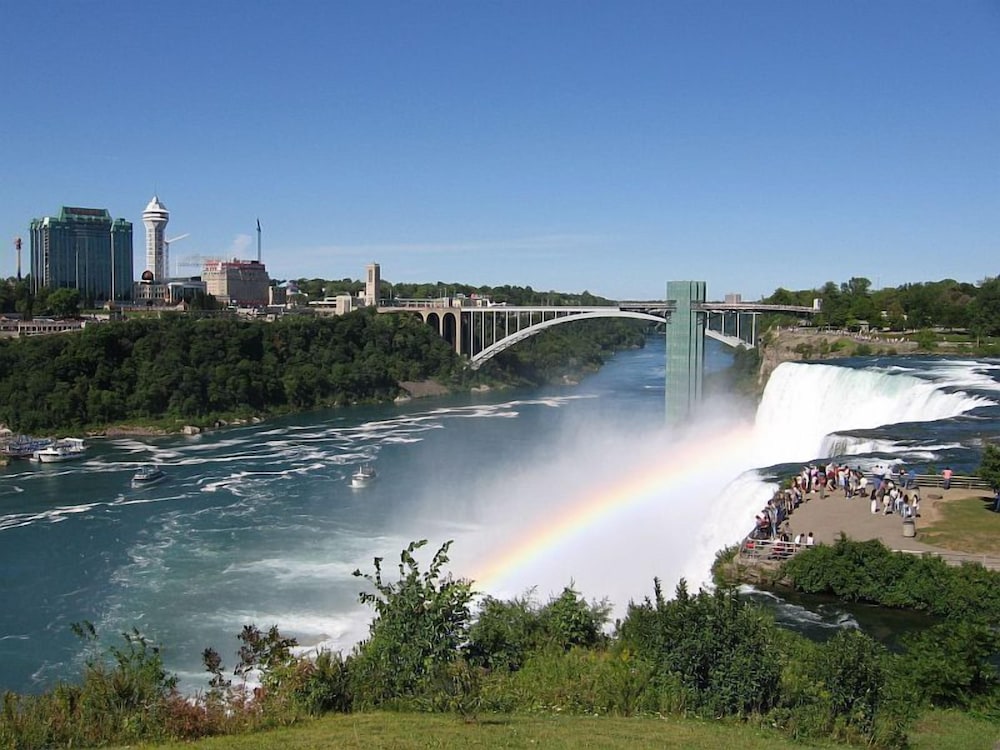 Super 8 by Wyndham Niagara Falls NY - photo 60