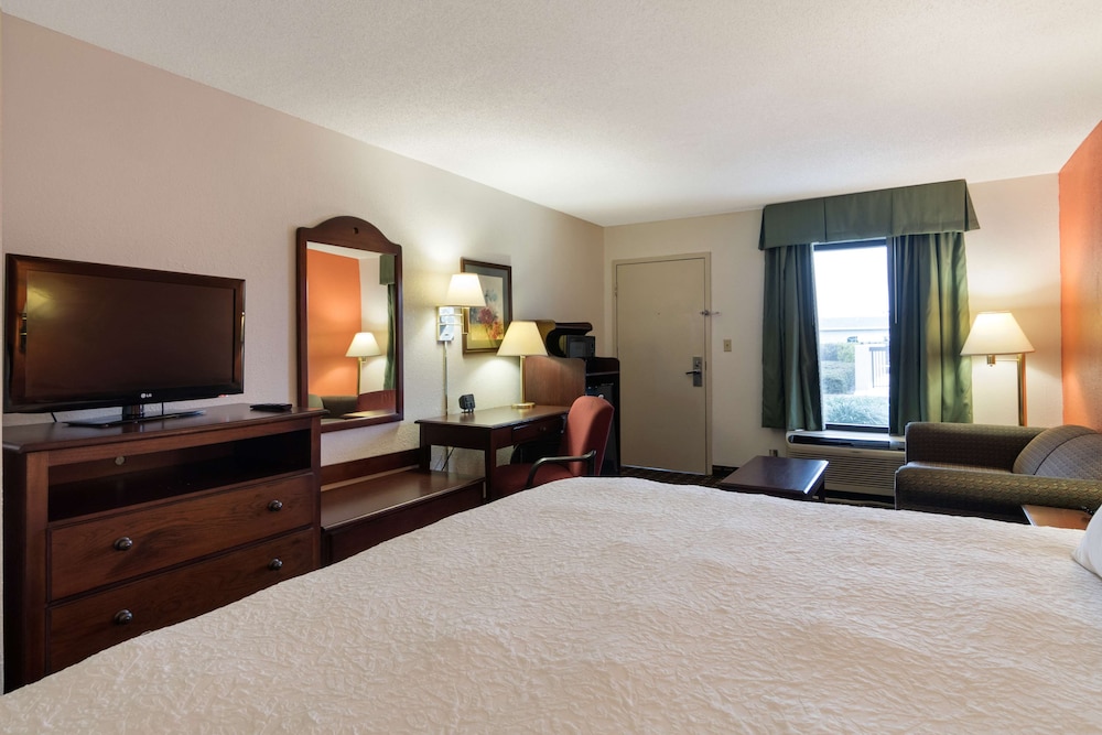 Clarion Pointe GA - photo 9