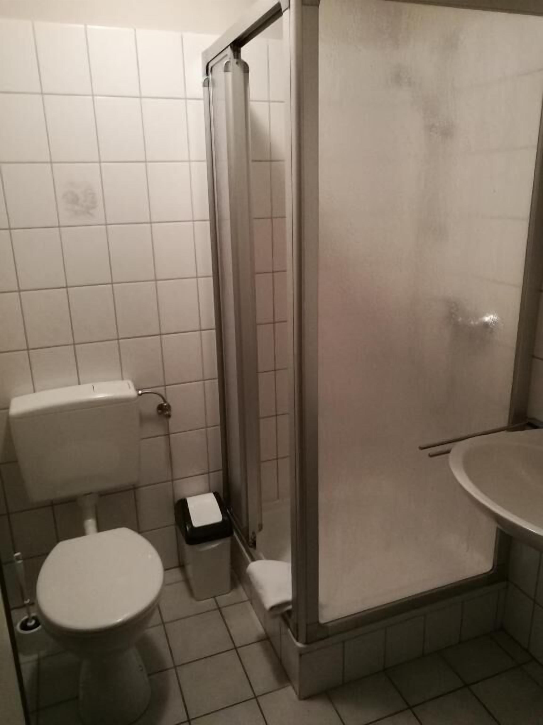 Bikerhotel Zur Schanze — Apen — photo 3