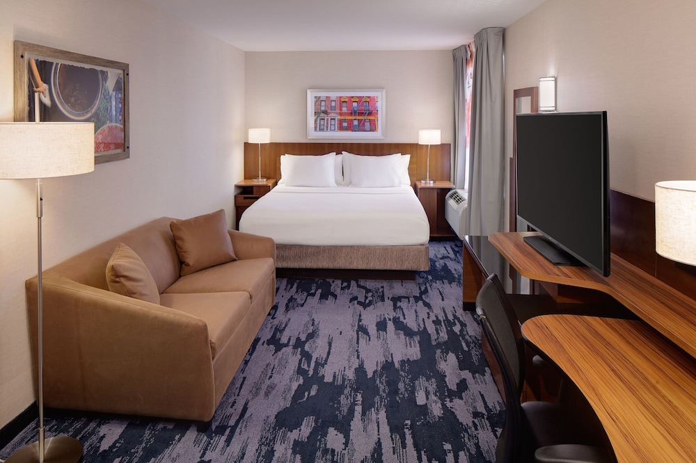 Fairfield Inn & Suites New York Manhattan Downtown East - photo 7