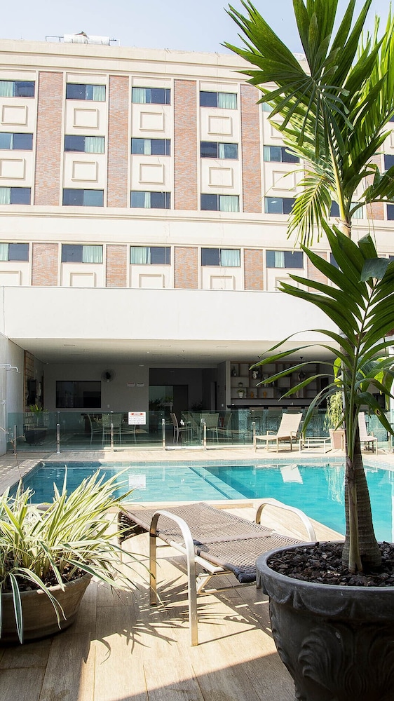 Golden Plaza Hotel - carbon neutral hotel in Porto Velho
