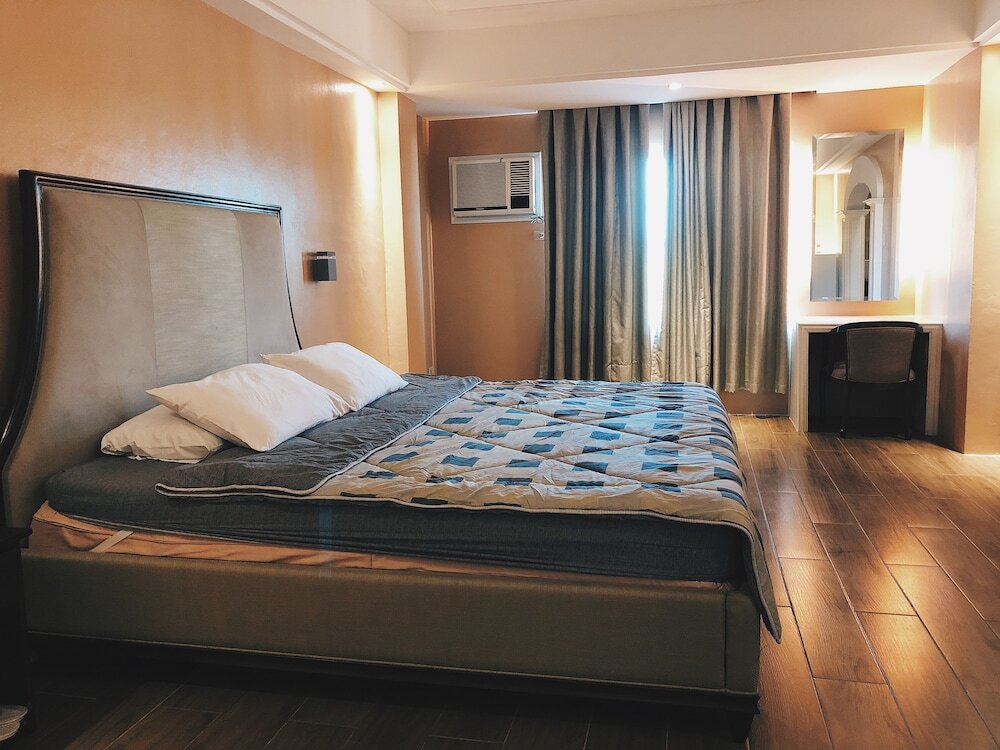 King’s Royale Hotel and Resort — Bacolor — photo 4