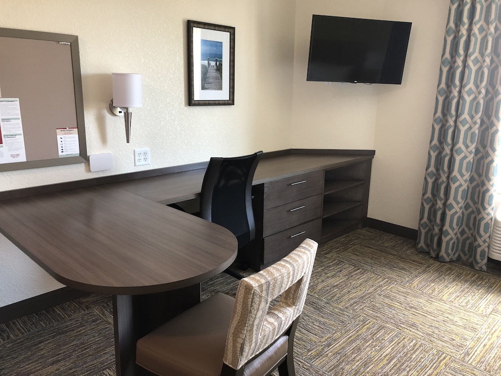 Candlewood Suites Panama City Beach Pier by IHG - photo 11