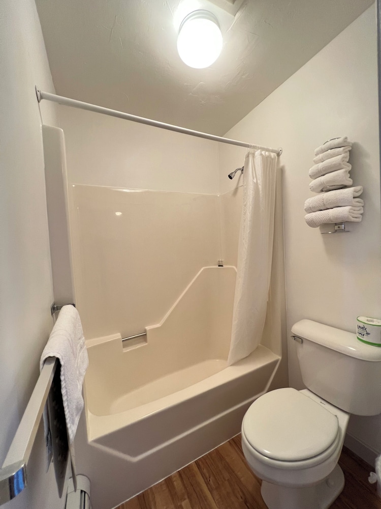 Island Pond Country Inn - photo 31