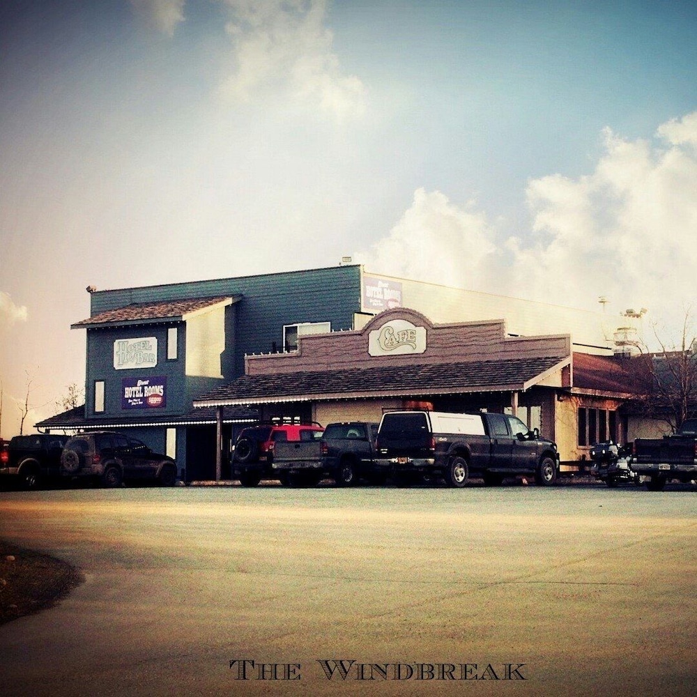 Windbreak Hotel - photo 37