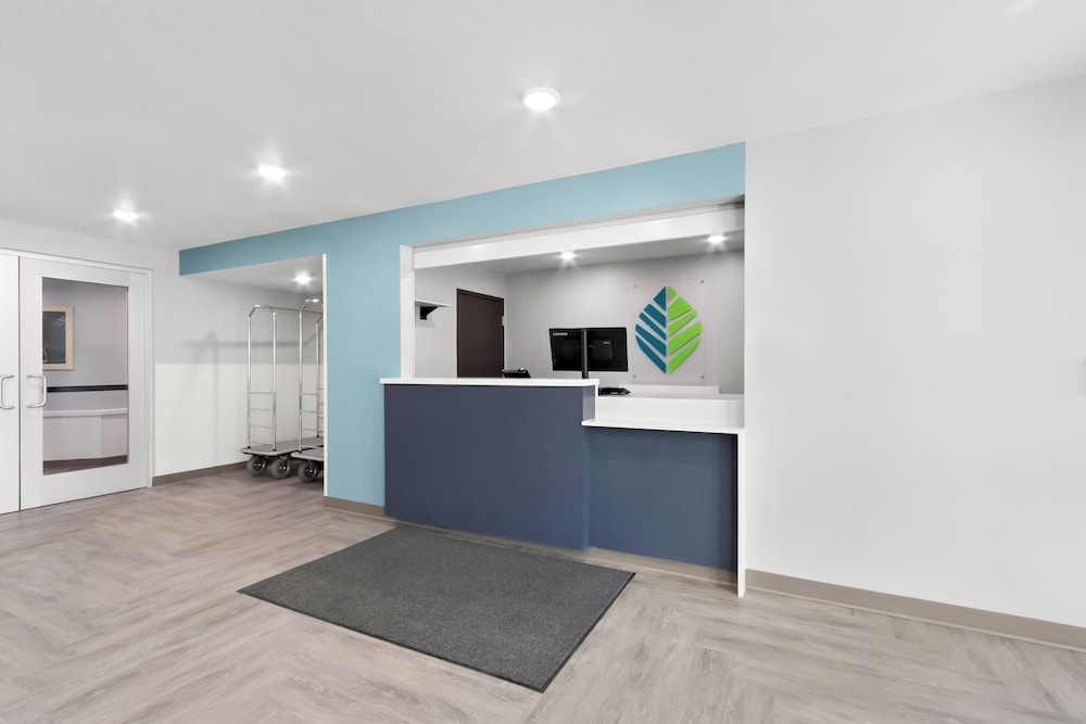 WoodSpring Suites Chandler Phoenix Medical Center - photo 4