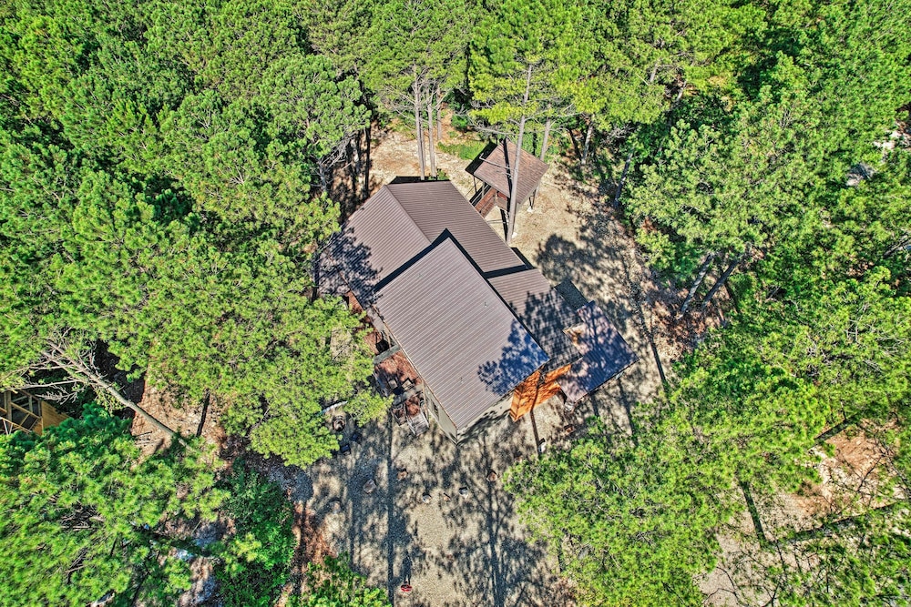 Broken Bow Cabin Less Than 9 Mi to Choctaw Landing Casino - photo 29
