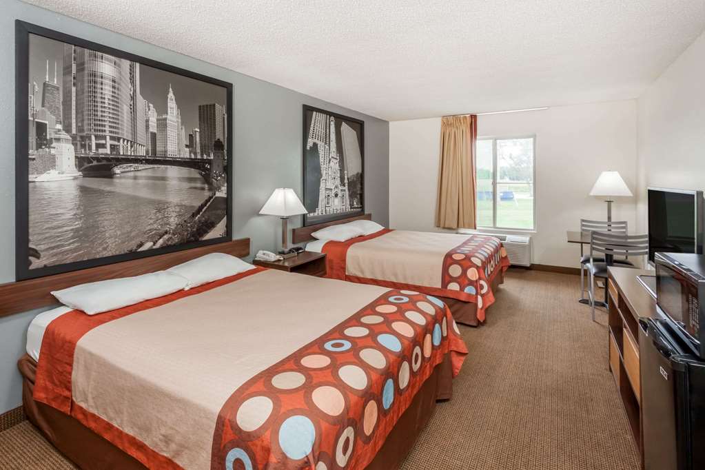 Super 8 by Wyndham Pekin Peoria Area - photo 7