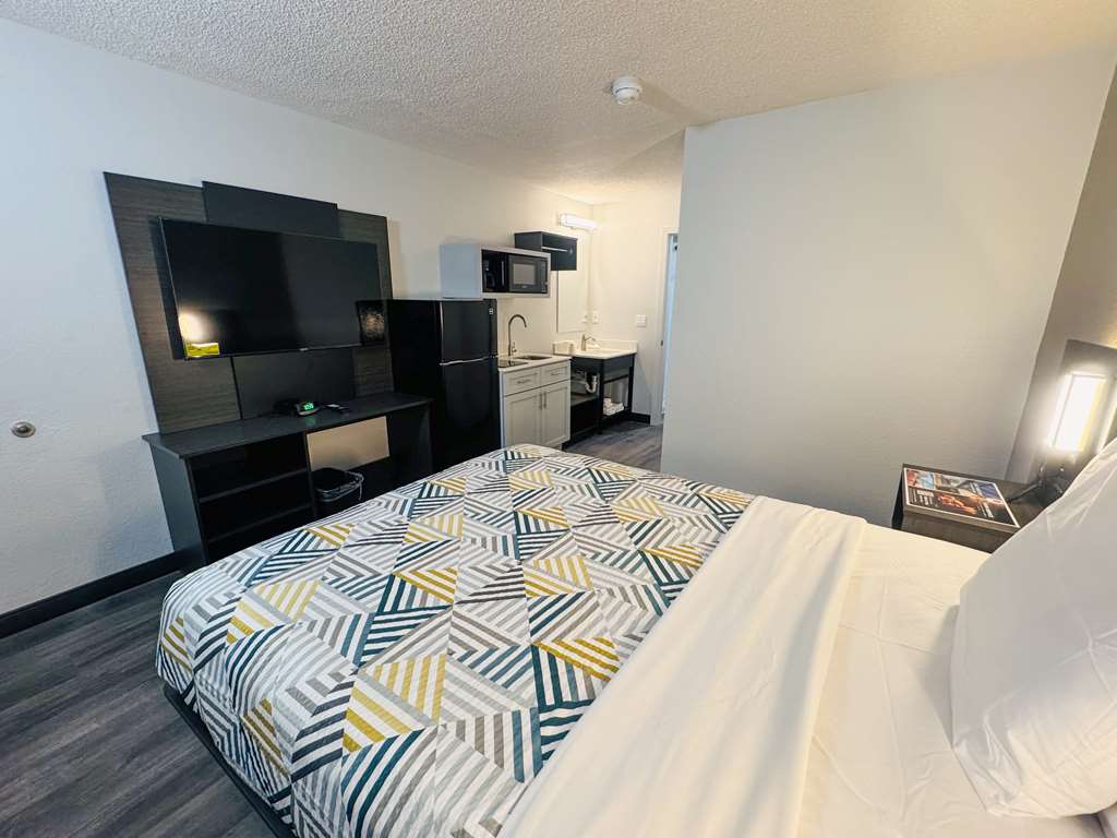 Motel 6 Detroit Southgate - photo 14