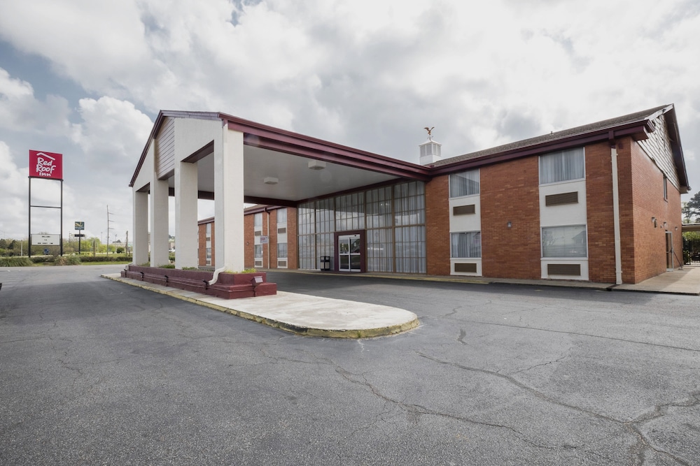 Red Roof Inn Meridian - photo 32