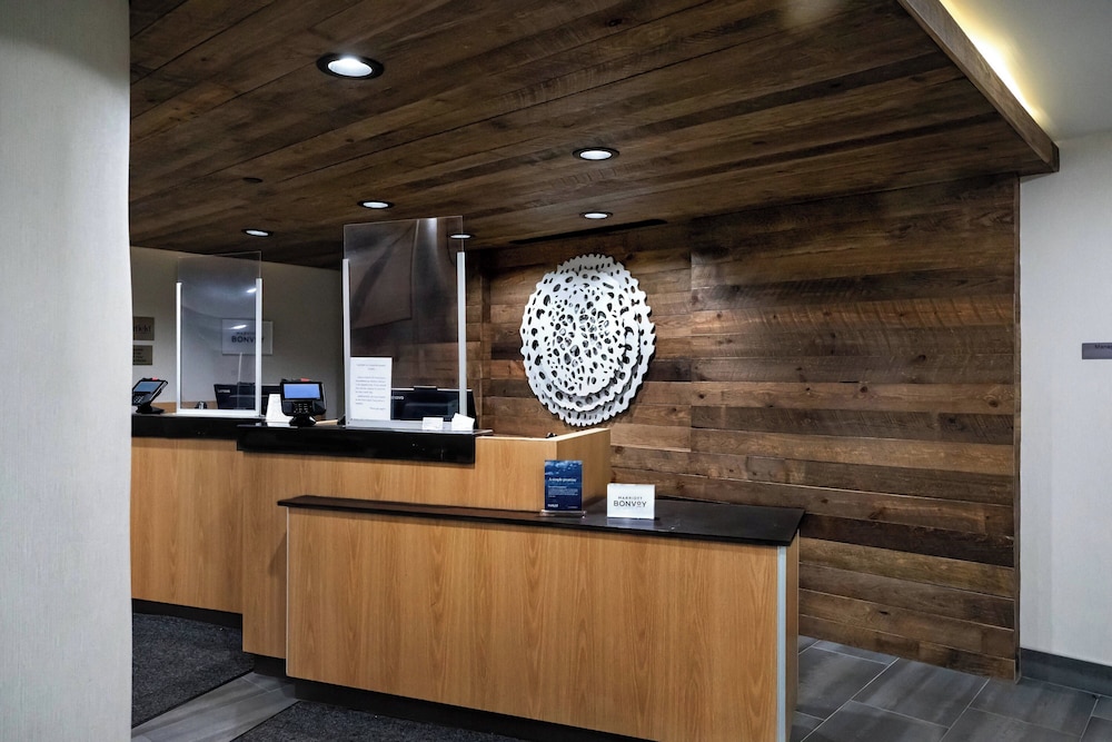 Fairfield Inn & Suites by Marriott Louisville Airport - photo 3