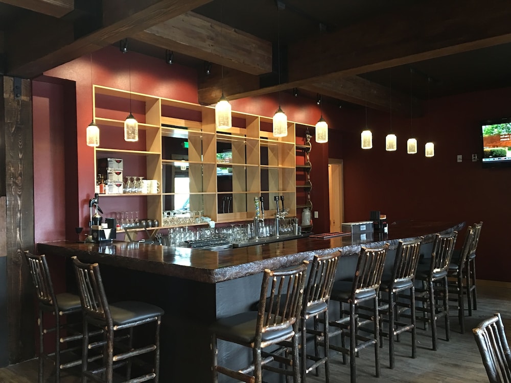 Sitka Hotel and Restaurant - photo 28