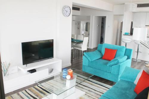 Lazuli Beachfront Apartment 144