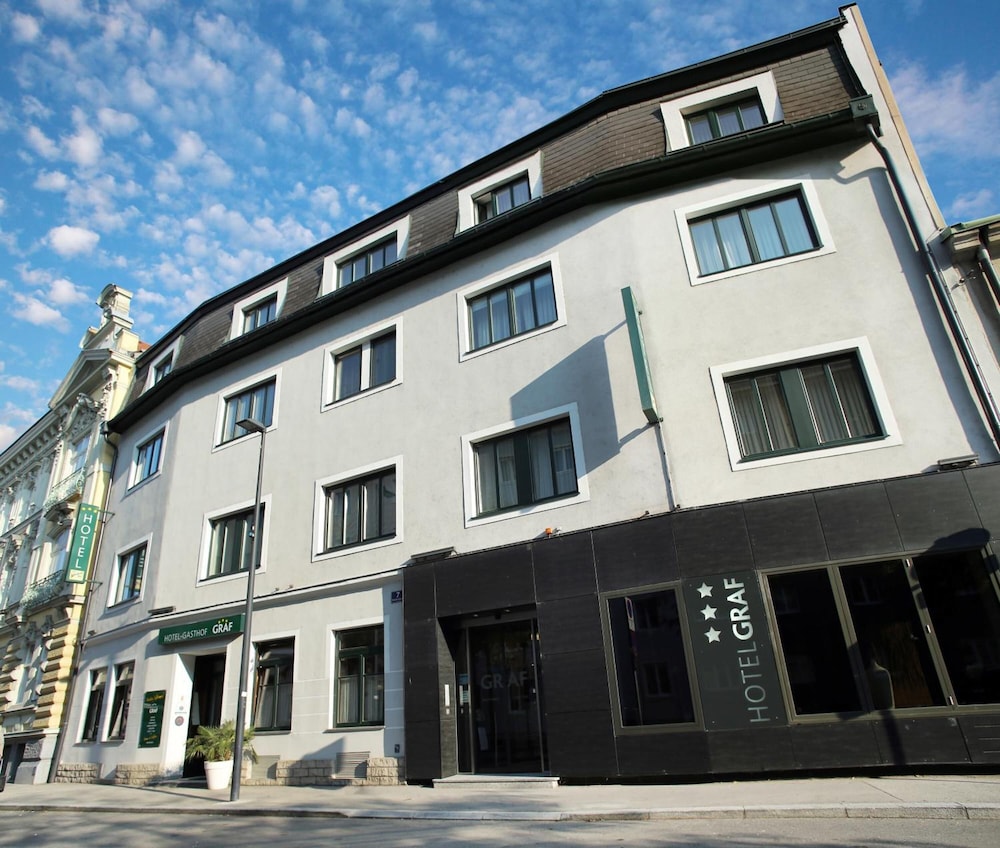 Hotel Graf - carbon neutral hotel in Sankt Poelten