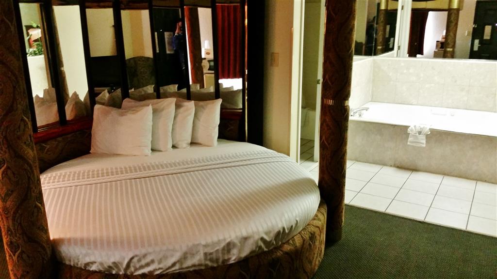 Country Hearth Inn Suites Augusta — Augusta