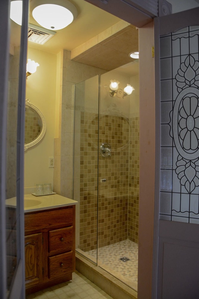 The Towers Bed & Breakfast - photo 26