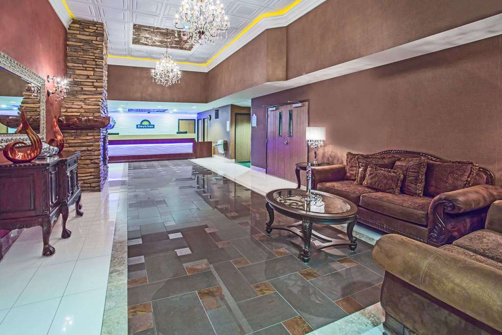 Days Inn by Wyndham Manitou Springs - photo 11