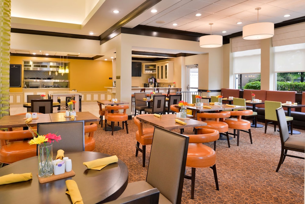 Hilton Garden Inn Indianapolis Carmel - photo 52