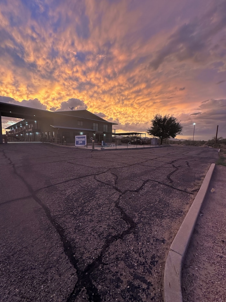 Rodeway Inn Copper Stay Benson AZ I 10 Exit 304 - photo 18