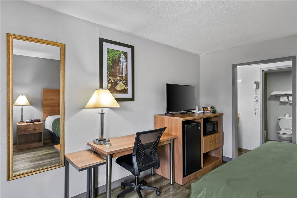 Quality Inn Bowling Green South - photo 14