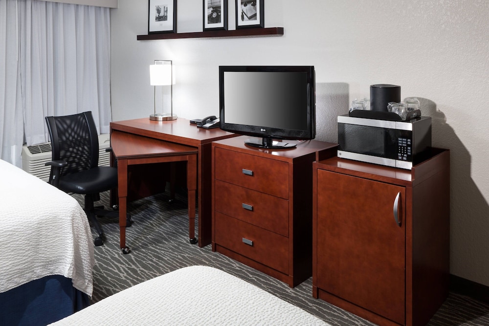 Courtyard by Marriott Waco - photo 4