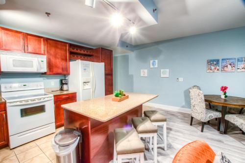 Laketown Wharf Resort 416 By Aneliya - photo 10