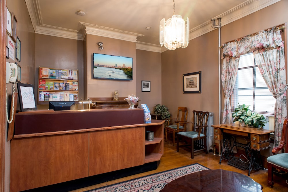 The Farrington Inn - photo 4