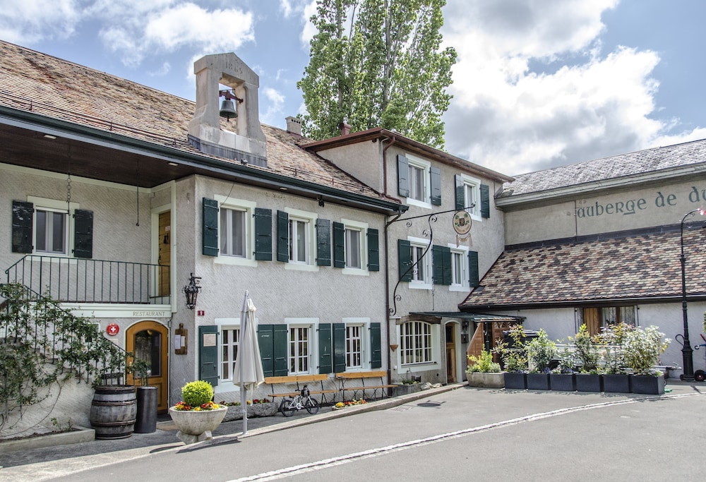 Auberge de Dully in Nyon, Switzerland