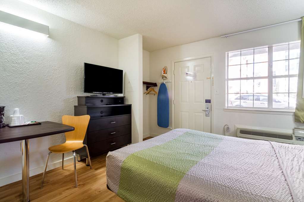 Studio 6 Plano TX Dallas Plano Medical Center - photo 11