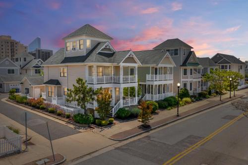 The Lucky Beach House The Most Popular Beach House in Atlantic City WOW — 4-Star Luxury Hotel in Atlantic City, United States