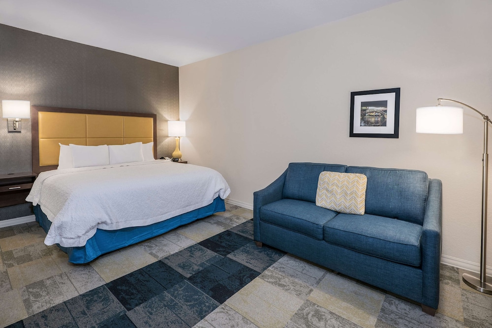 Hampton Inn & Suites San Antonio Brooks City Base - photo 19