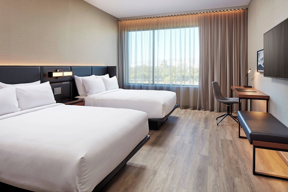 AC Hotel by Marriott San Jose Santa Clara - photo 25