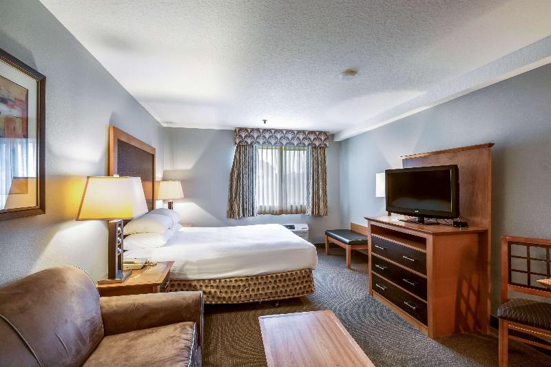 Inn and Suites Seaside - photo 11
