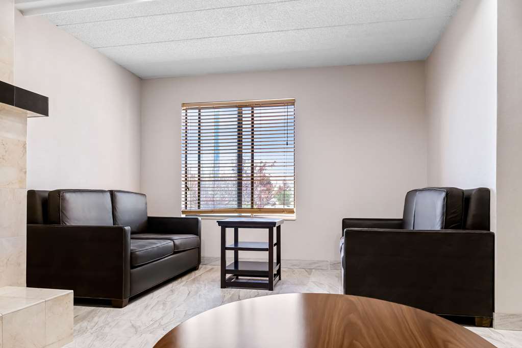 Econo Lodge Billings - photo 6