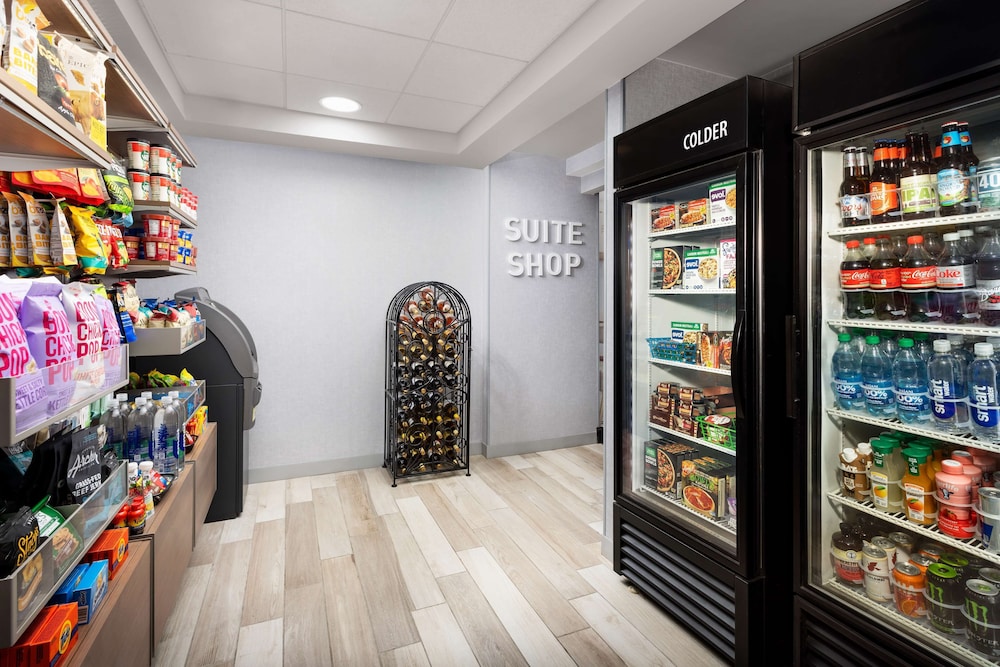 Homewood Suites by Hilton Manchester Airport - photo 40