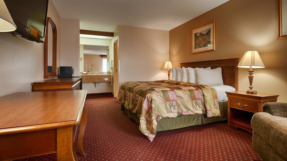 Super 8 by Wyndham McGehee - photo 18