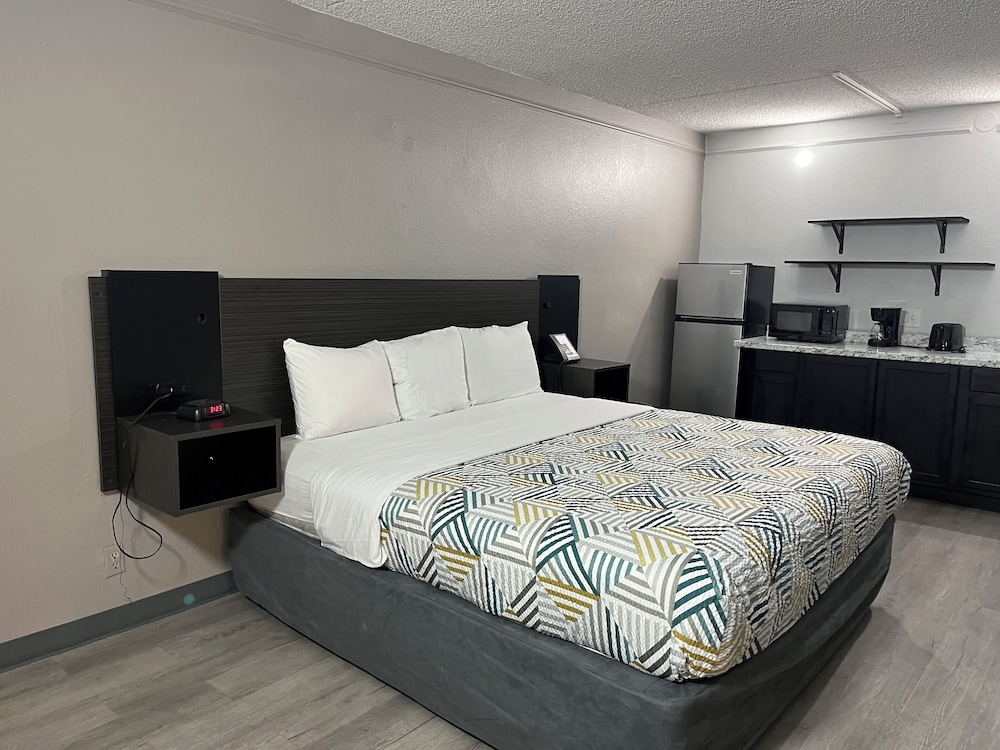 Studio 6 Phoenix AZ Midtown - photo 14