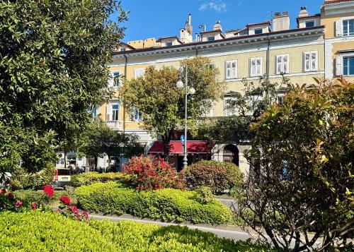Aqua Riva — 4-Star Luxury Hotel in Trieste, Italy