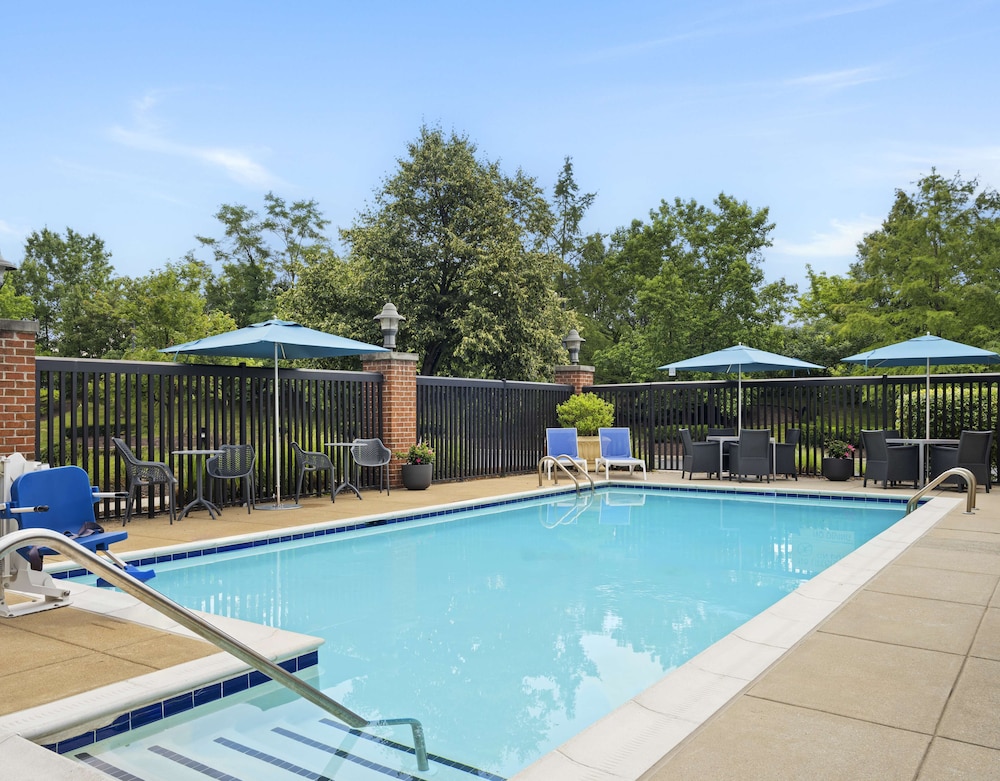Hampton Inn & Suites Arundel Mills Baltimore - photo 53