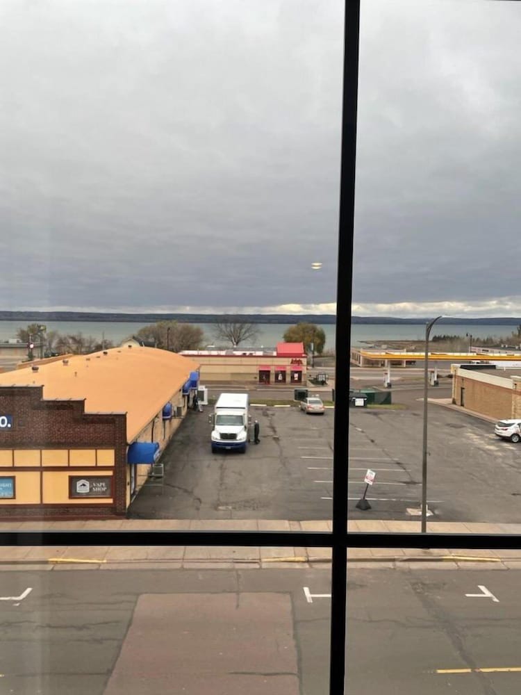 Cobblestone Inn & Suites Ashland - photo 41