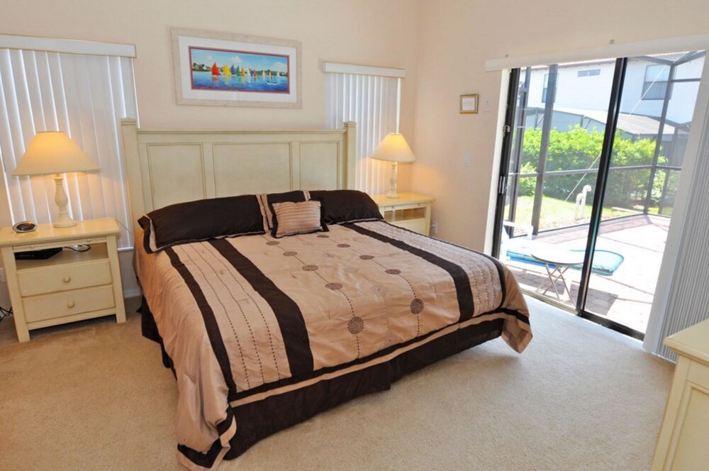 High Grove Resort 113 VSPWJGIS Four Bedroom House - photo 5