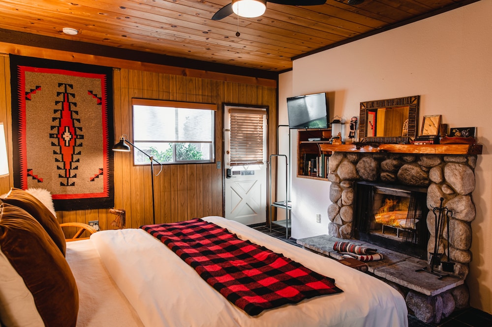 The Fireside Inn - photo 12