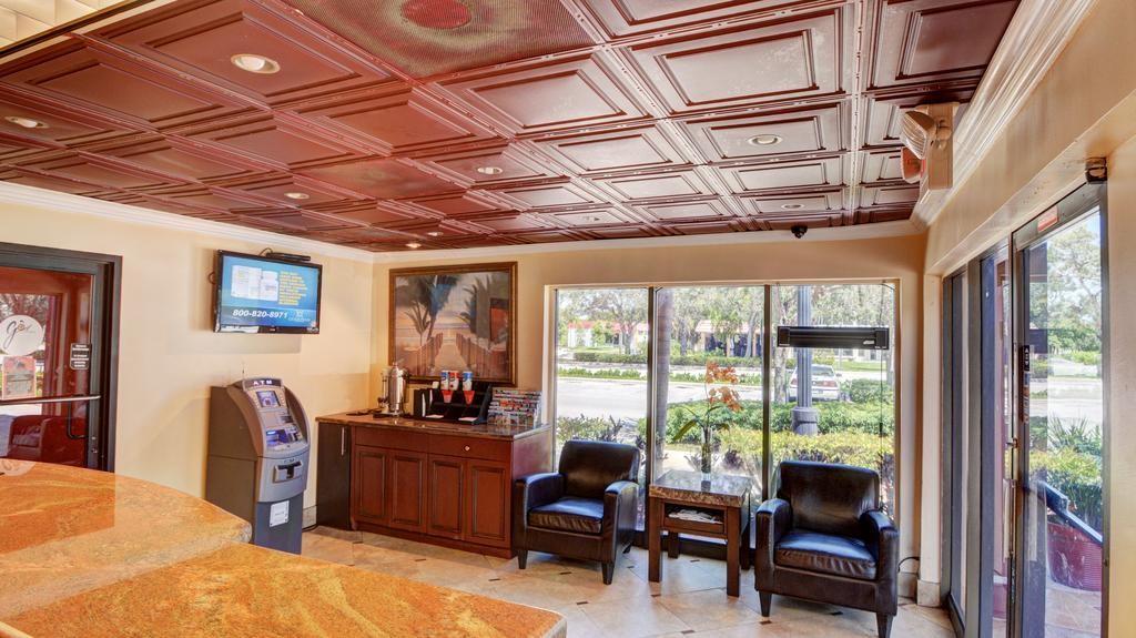 Plantation Inn Hotel And Lounge - photo 14