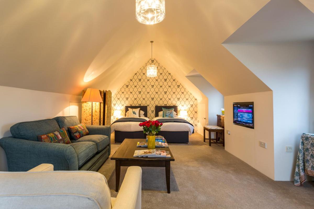 Studio in the Field — 4-Star Luxury Hotel in Andover, United Kingdom