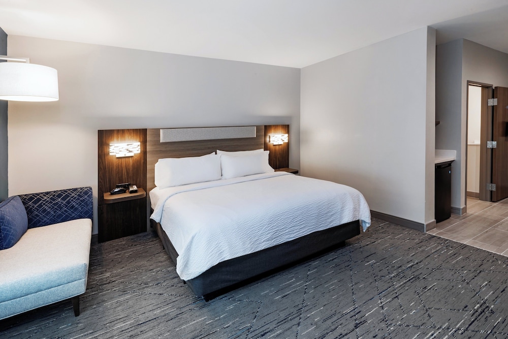 Holiday Inn Express & Suites Senatobia I 55 by IHG - photo 10