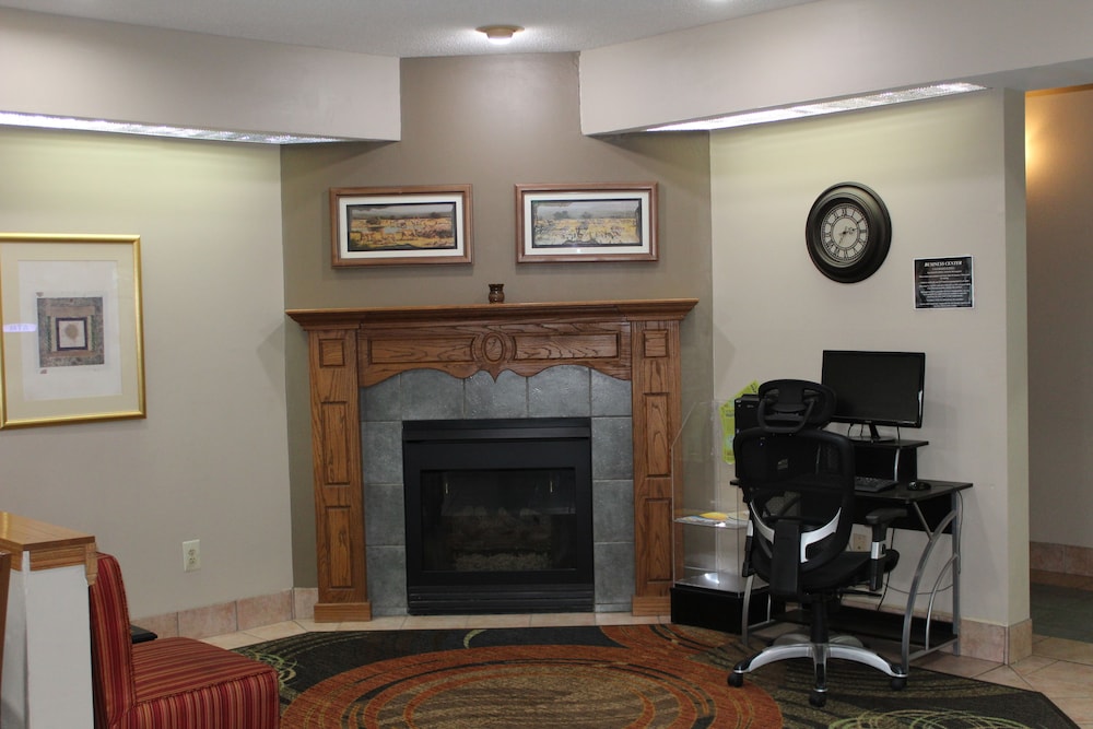 Super 8 by Wyndham Valparaiso - photo 22