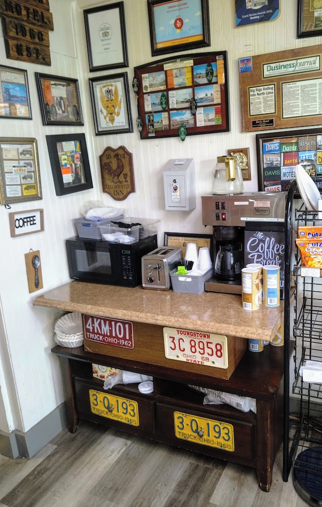 Davis Motel - photo 2